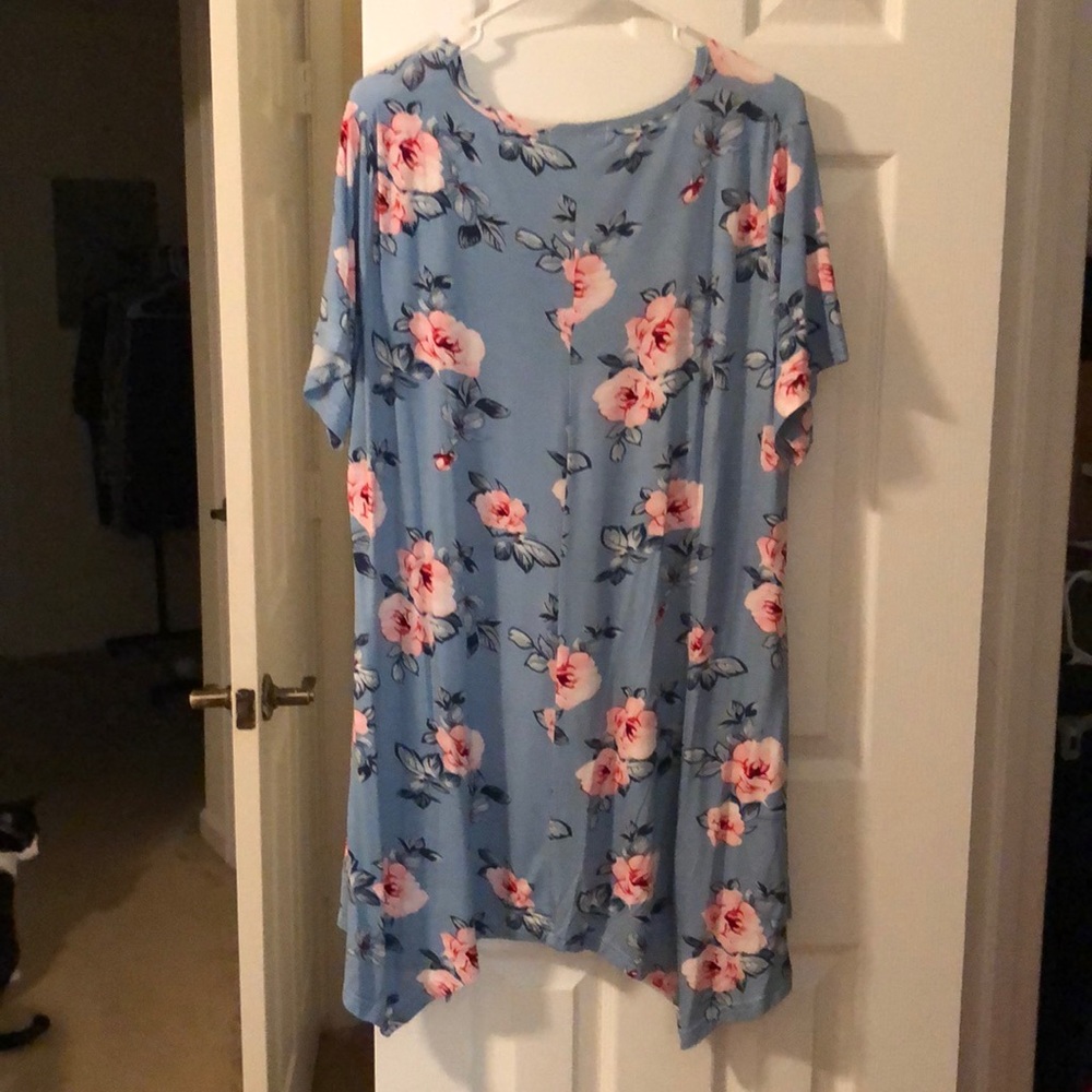 Beautiful short sleeve tunic